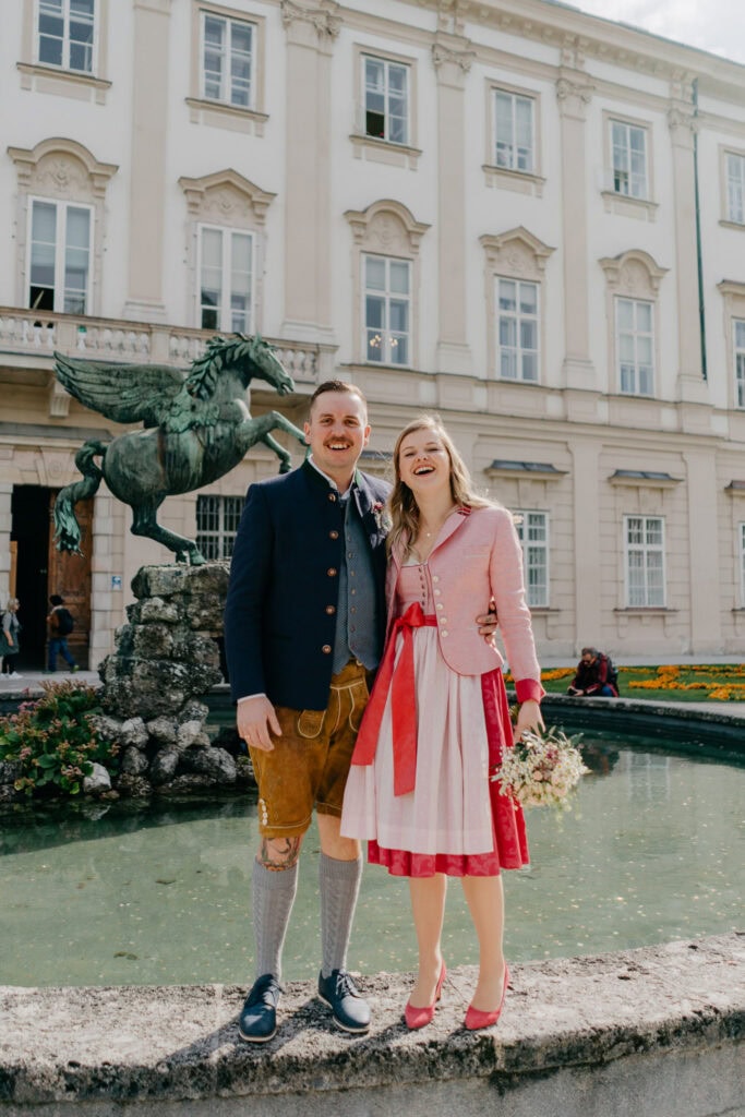 hochzeitsfotograf-salzburg-standesamt-schloss-mirabell-marmorsaal-037_©Stoltenberg